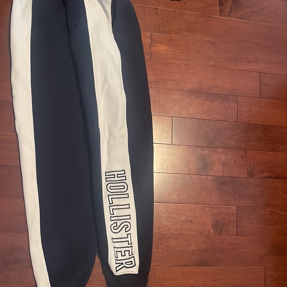 Hollister joggers 2 front pockets 1 back pocket Sz M - Picture 4 of 11